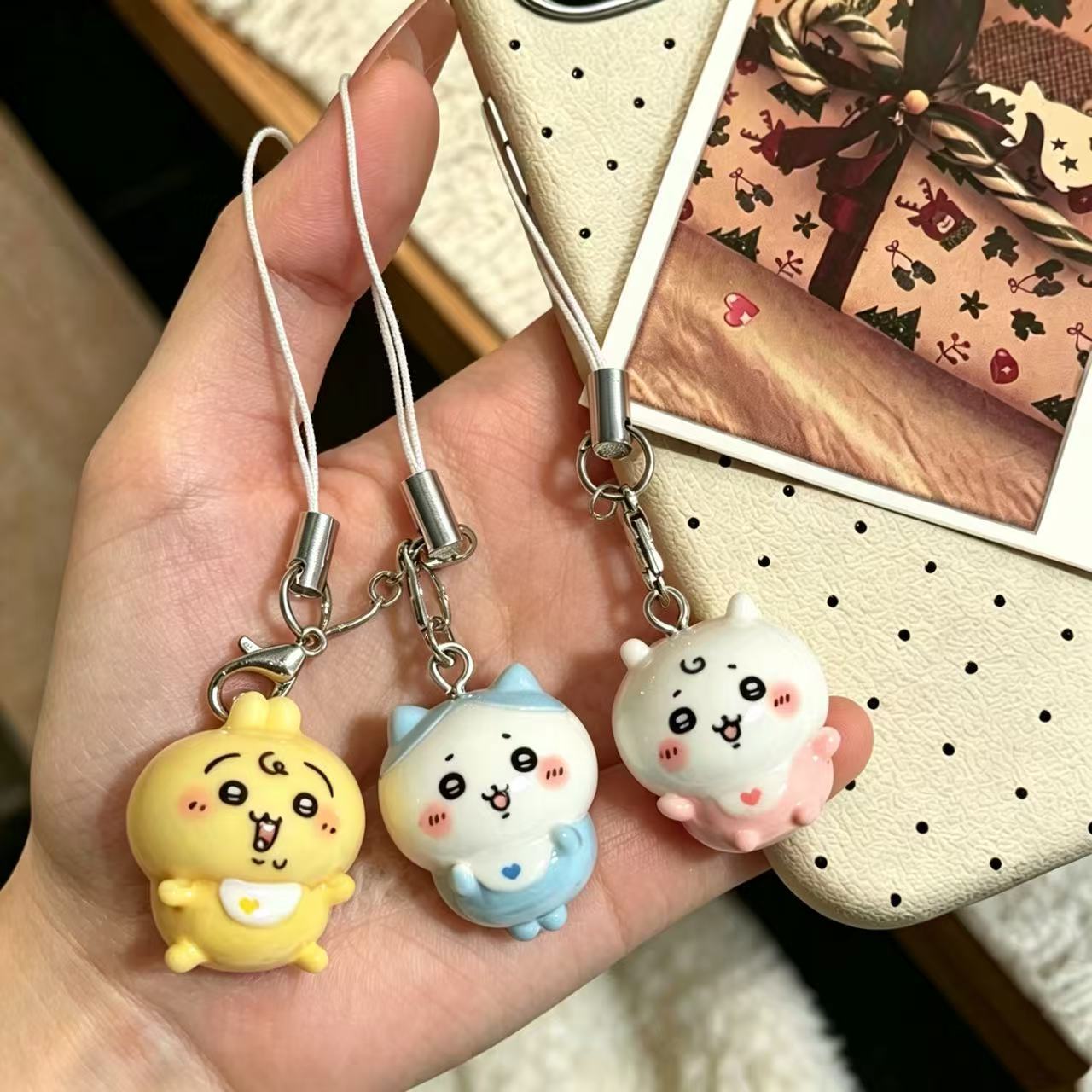 Urocza mała zawieszka z żywicy – Phone Accessories Baby recenzja i cena